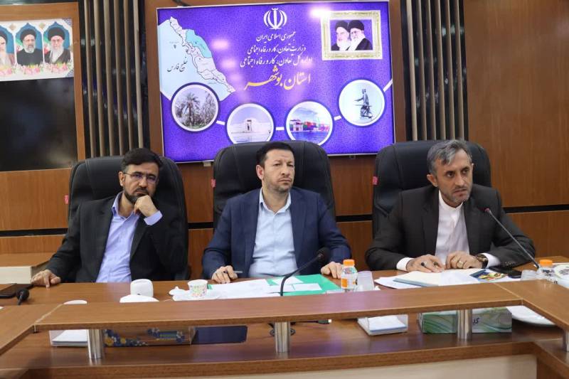 نشست رئیس کل دادگستری استان بوشهر با مدیران کل شورای هماهنگی دستگاههای تابعه وزارت تعاون، کار و رفاه اجتماعی در استان بوشهر و تشکل‌های کارگری و کارفرمایی