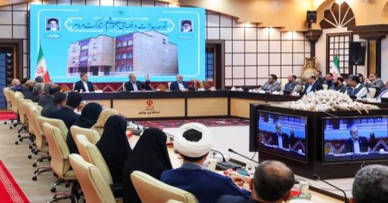 رئیس‌جمهور پزشکیان در جلسه توسعه عدالت فضاهای آموزشی با مشارکت مردم در استان بوشهر